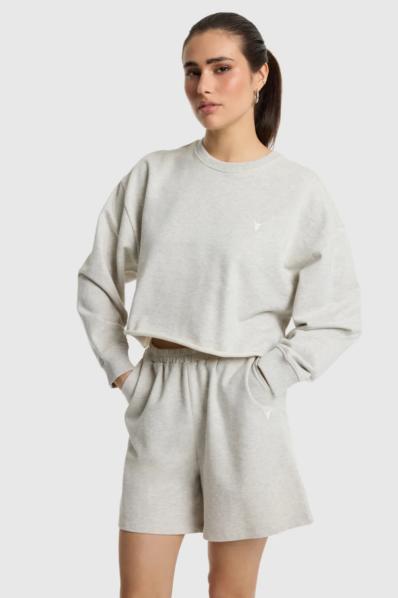 Ladies Knitted Bermuda Sweat Short van ALIX The Label, kleur Light Grey