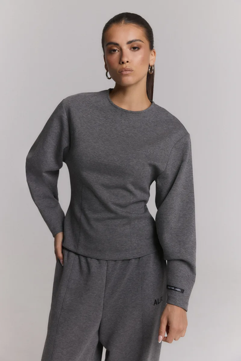 Ladies Knitted Fitted Balloon Sleeve Top van ALIX The Label, kleur Antracite Melange