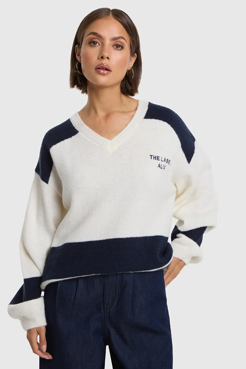 Ladies Knitted Striped Pullover van ALIX The Label, kleur Cream