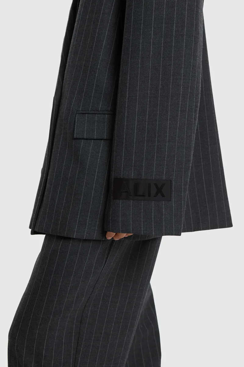Ladies Woven Big Stripe Oversized Blazer van ALIX The Label, kleur Mid Grey