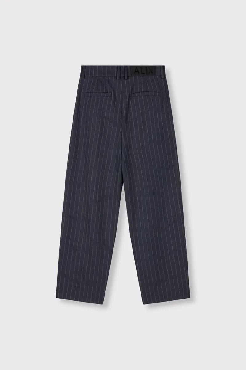 Ladies Woven Big Stripe Pants van ALIX The Label, kleur Mid Grey