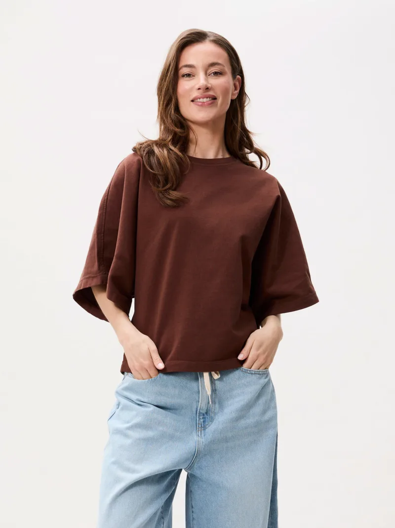 Batsleeve Tshirt van Catwalk Junkie, kleur Rocky Road
