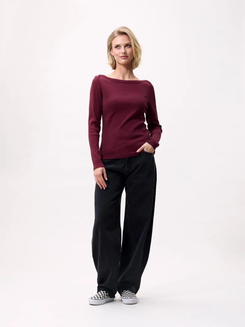 Boatneck Rib Long Sleeve van Catwalk Junkie, kleur Merlot