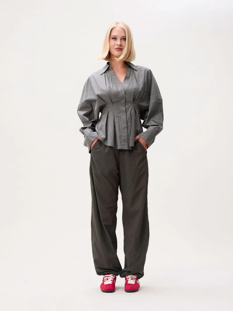 Check Blouse With Waist Pleats van Catwalk Junkie, kleur Dark Green