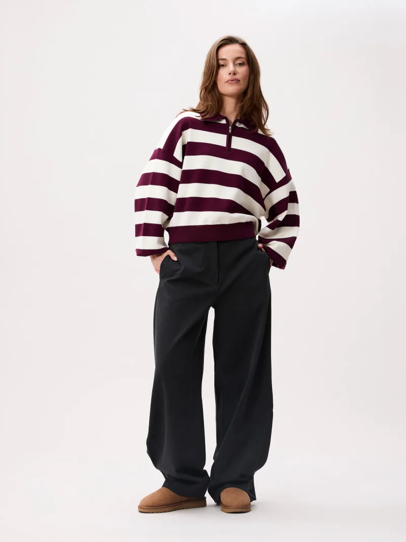 Knitted Polo van Catwalk Junkie, kleur Merlot