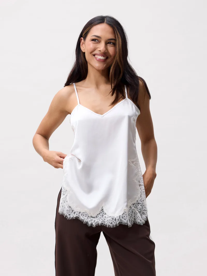 Lace Spaghetti Top van Catwalk Junkie, kleur Cream
