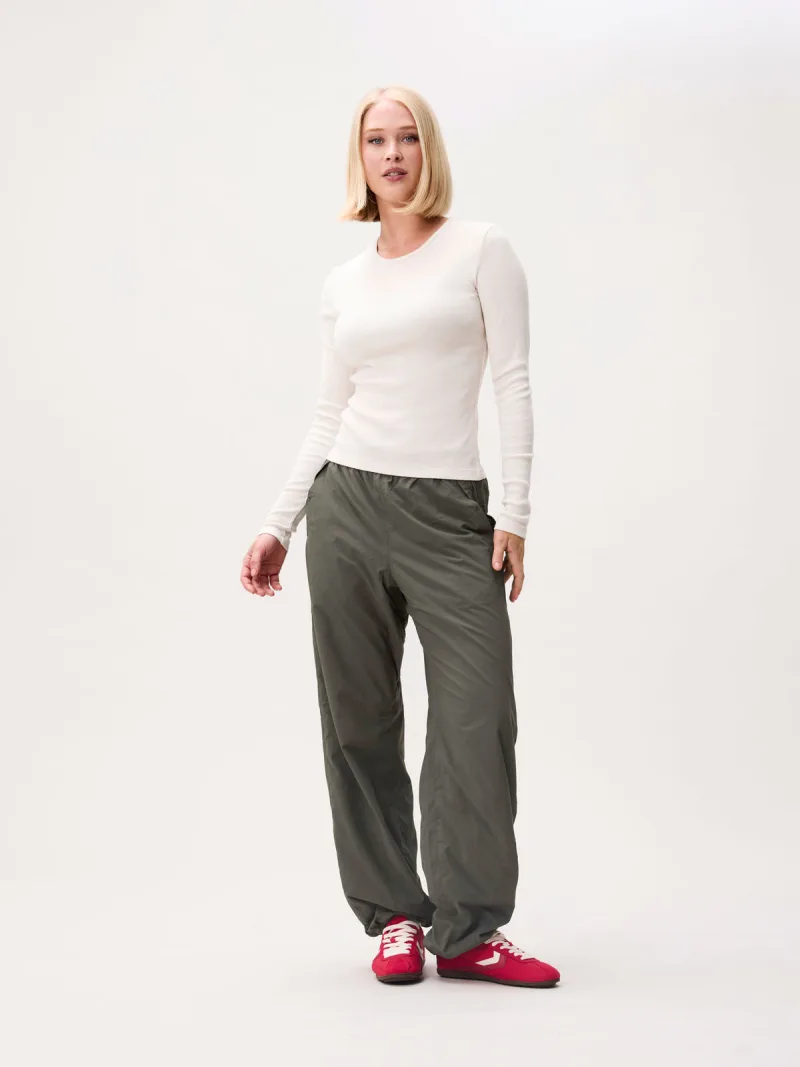 Parachute Trousers With Fleece Inside van Catwalk Junkie, kleur Green