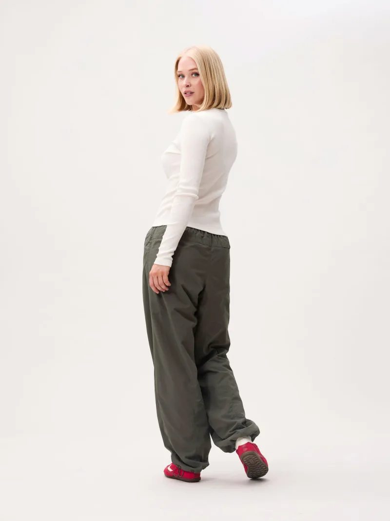 Parachute Trousers With Fleece Inside van Catwalk Junkie, kleur Green