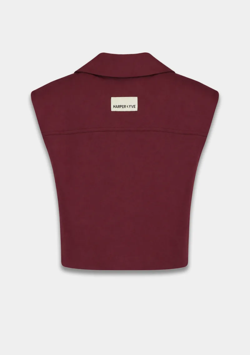 Esmee Gilet van Harper & Yve, kleur Tipsy Red
