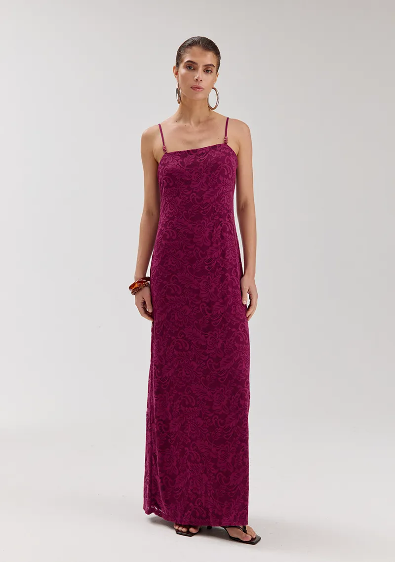 Jurk Vivien van Harper & Yve, kleur Cassis