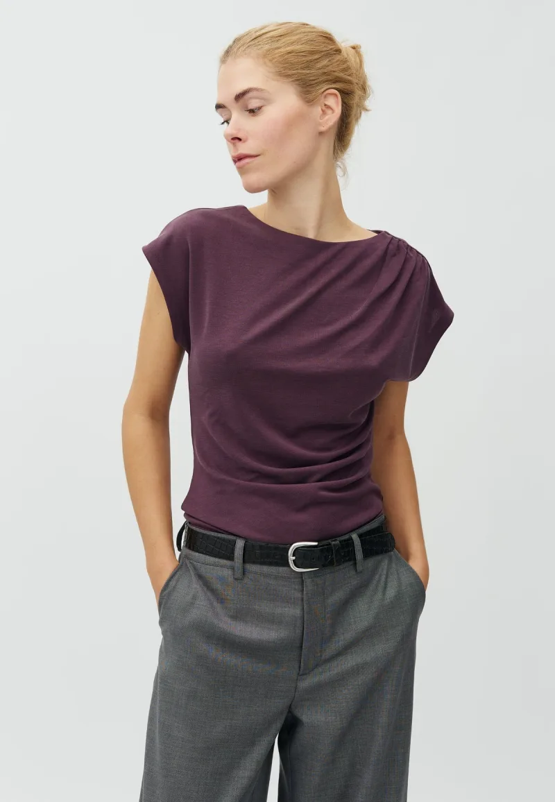 Banky-M van MbyM, kleur Deep Purple