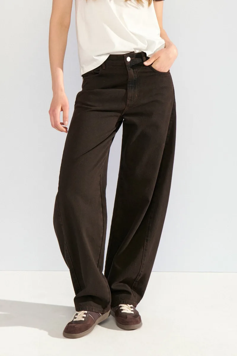 Nuamsterdam Hr Barrel Jeans van Nümph, kleur Black Coffee
