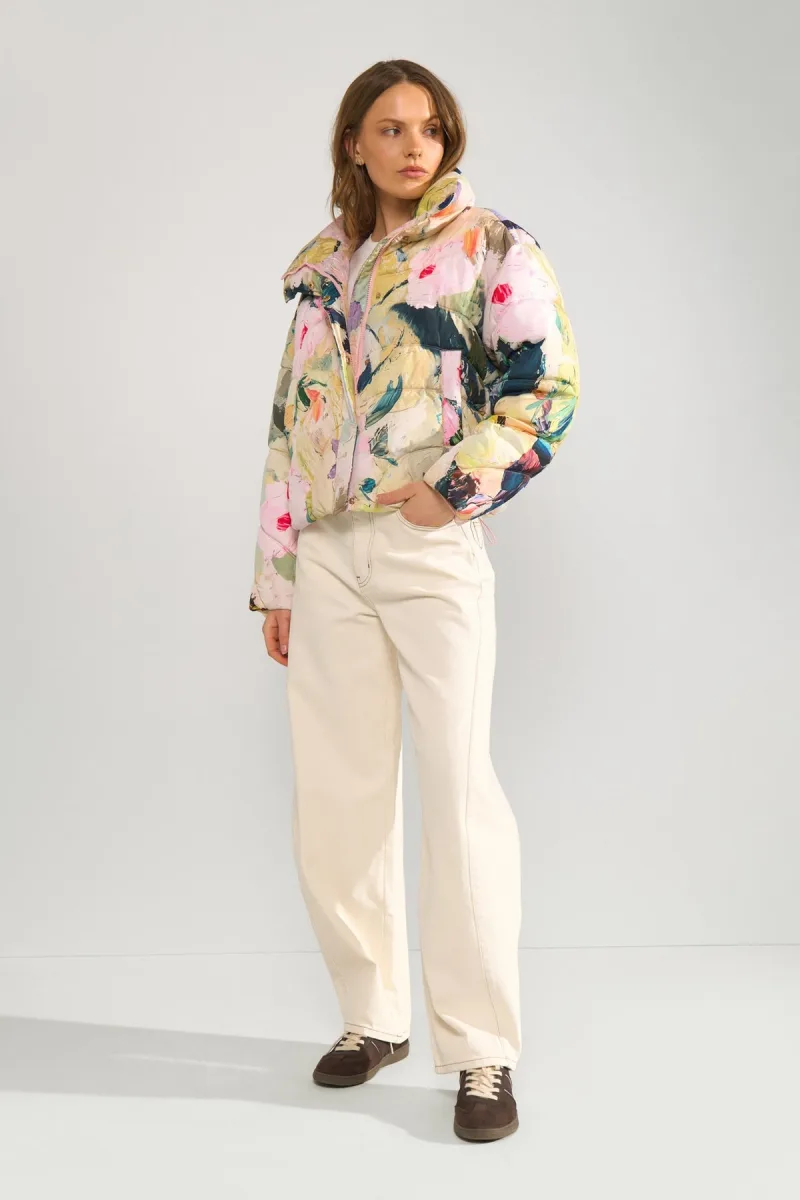 Nudagmar Short Puffer Jacket van Nümph, kleur Pink Lady