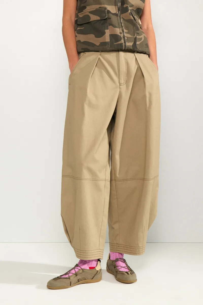 Nukatti Barrel Pants van Nümph, kleur Silv Er Mink