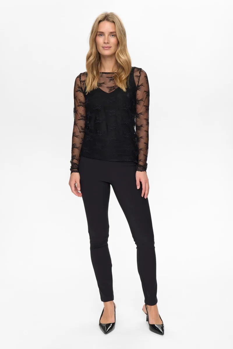 Nunatalia Blouse van Nümph, kleur Caviar