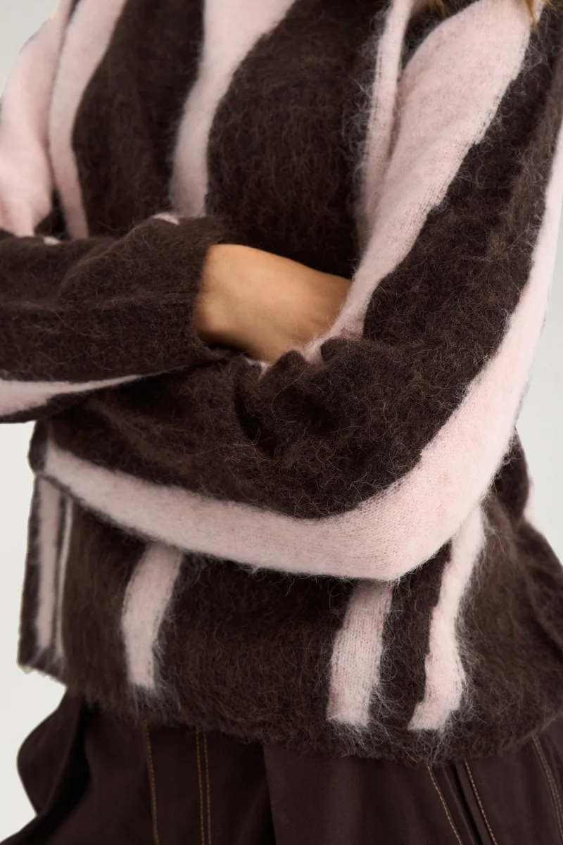 Nuriette Simma Pullover van Nümph, kleur Chocolate Plum