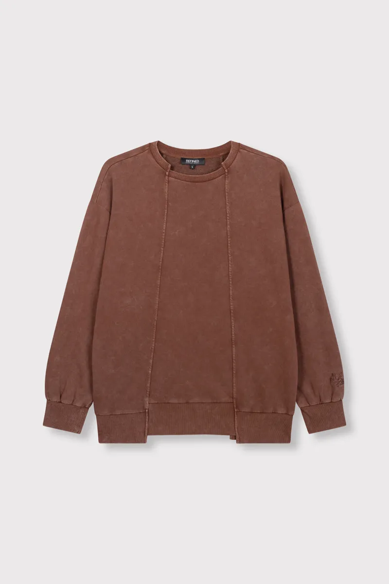 Senna Sweater van Refined Department, kleur Choc Brown