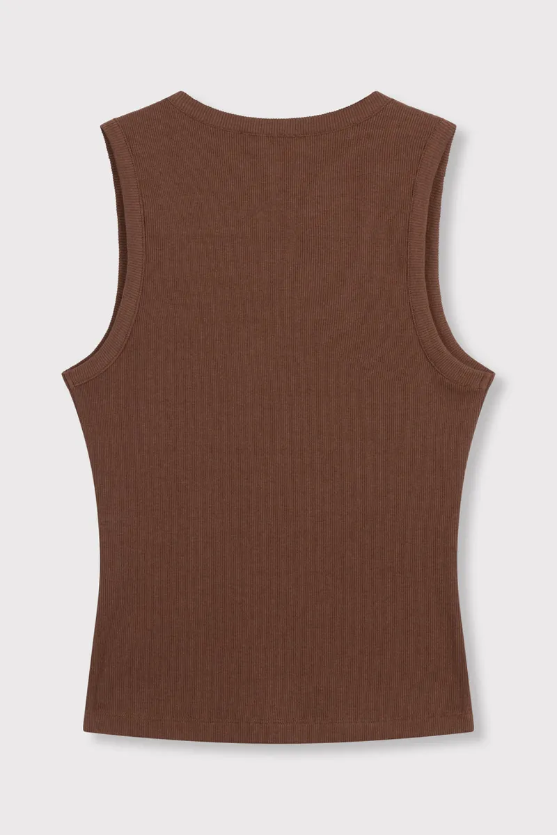 Tanktop Bente van Refined Department, kleur Choc Brown