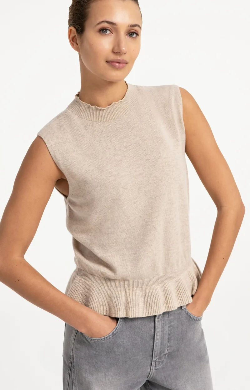 Mouwloze Gebreide Top Met Golvende Ribzoom van YAYA, kleur Light Beige Melange