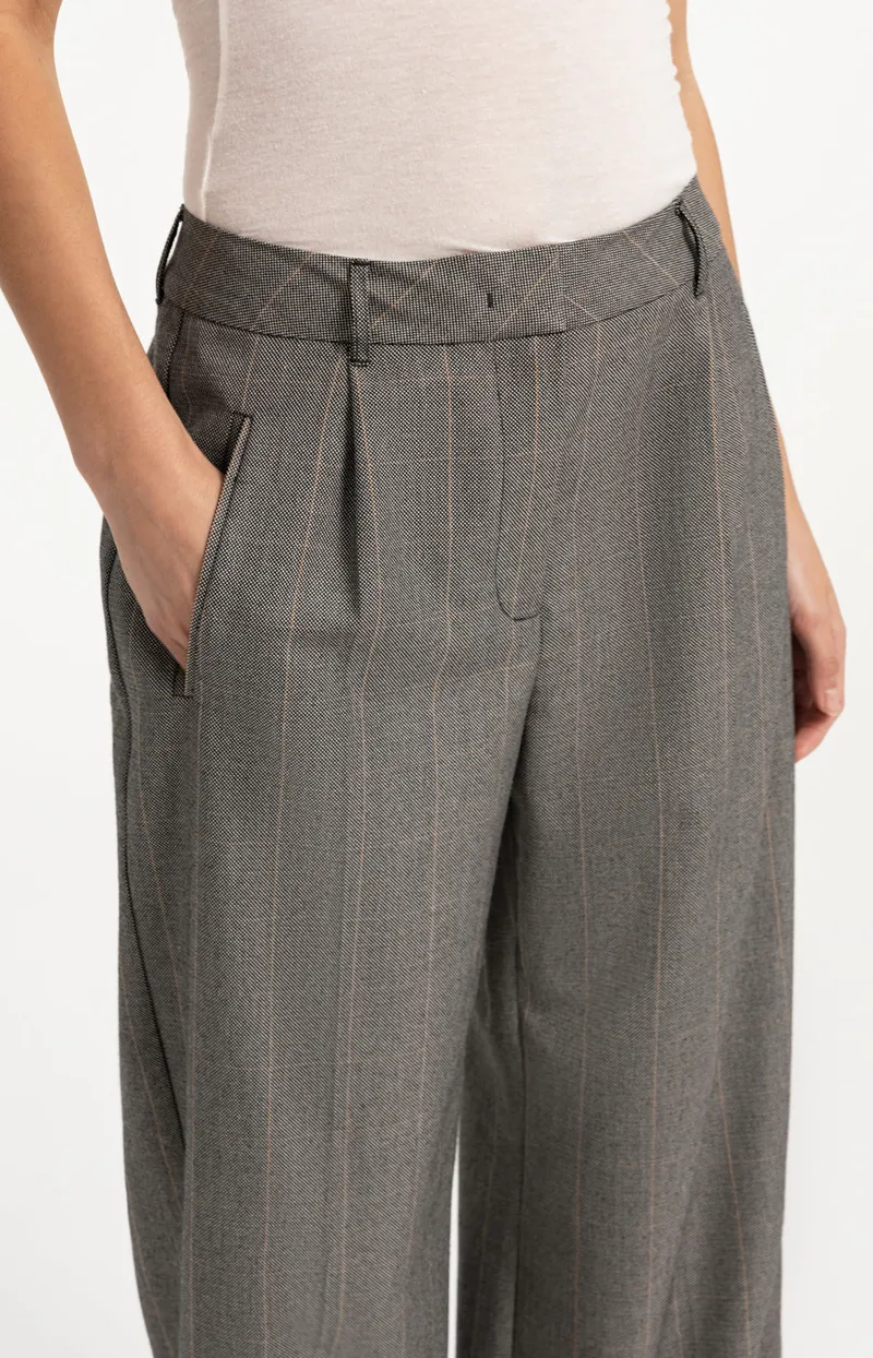 Pantalon Met Ruitdessin En Wijde Pijpen van YAYA, kleur Hole Black Dessin